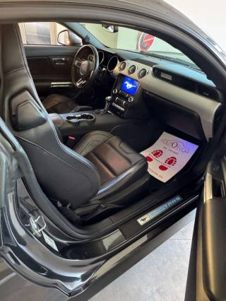 FORD Mustang usata, con MP3