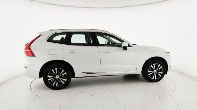 VOLVO XC60 usata, con Sedile posteriore sdoppiato