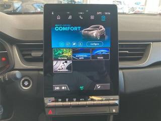 RENAULT Captur usata, con USB