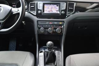 VOLKSWAGEN Golf Sportsvan usata, con Fari LED