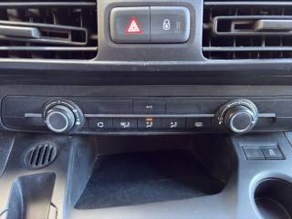 OPEL Combo usata, con Specchietti laterali elettrici