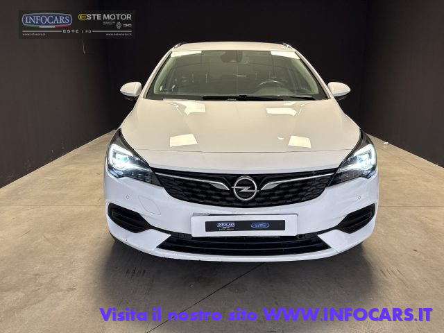 OPEL Astra usata, con USB