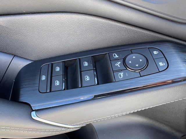 NISSAN Qashqai usata, con Controllo trazione