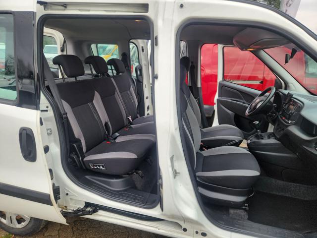 FIAT Doblo usata, con Alzacristalli elettrici