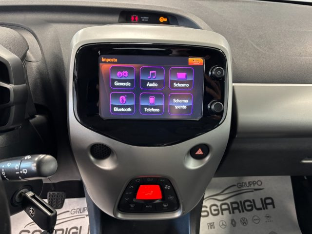 TOYOTA Aygo usata, con Controllo automatico clima