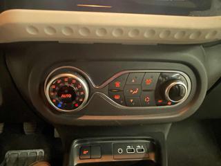 RENAULT Twingo usata 16