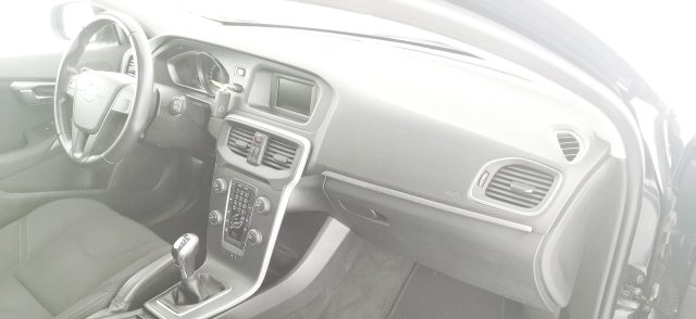 VOLVO V40 Cross Country usata 39