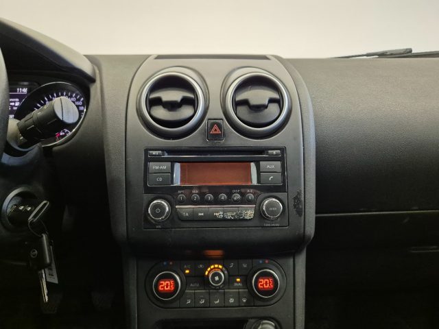 NISSAN Qashqai usata, con Sensori di parcheggio posteriori