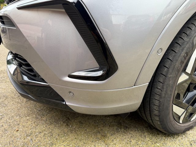 OPEL Grandland usata, con Isofix