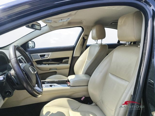 JAGUAR XF usata 6