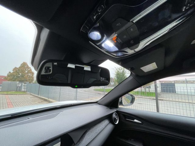 ALFA ROMEO Stelvio usata, con Cerchi in lega