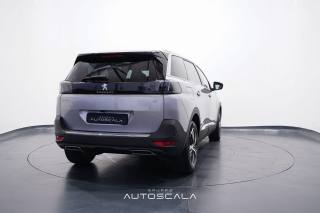 PEUGEOT 5008 usata, con Autoradio