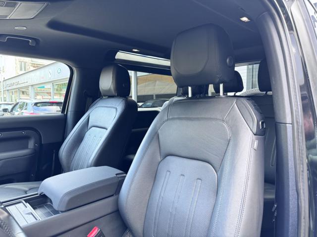 LAND ROVER Defender usata, con Boardcomputer