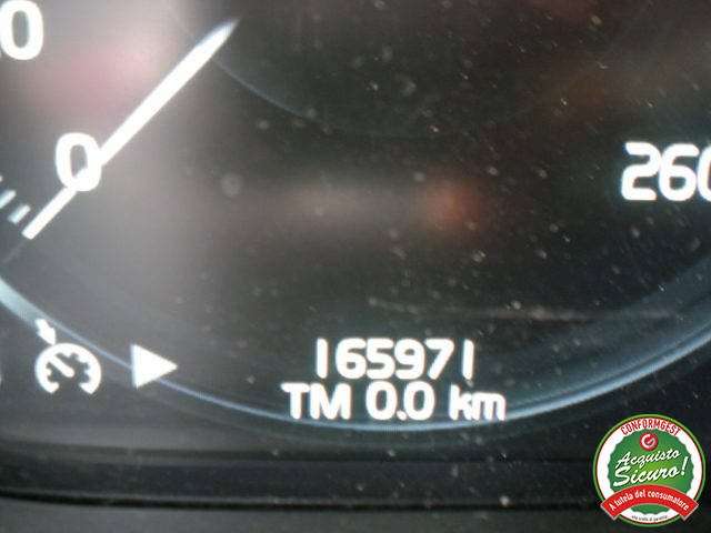VOLVO XC60 usata 16