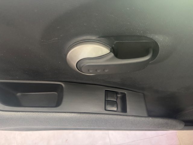 NISSAN Micra usata 8