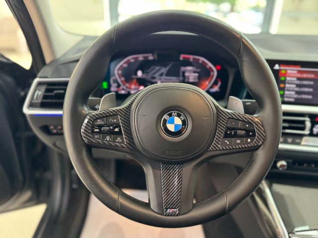 BMW 320 usata, con Fari LED