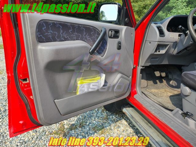 NISSAN Terrano II usata 17