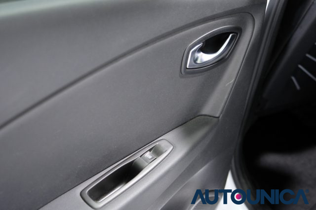 RENAULT Captur usata 42