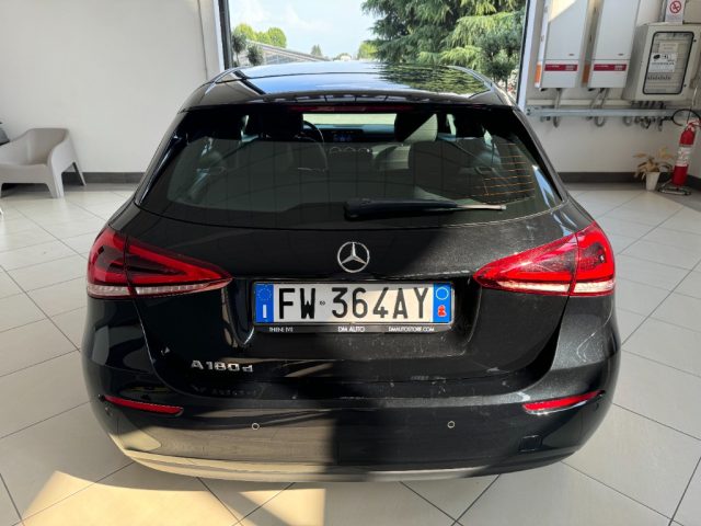 MERCEDES-BENZ A 180 usata, con Alzacristalli elettrici