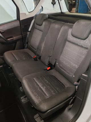 OPEL Meriva usata, con Sedile posteriore sdoppiato