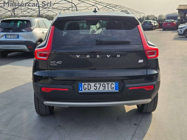 VOLVO XC40 usata, con Autoradio