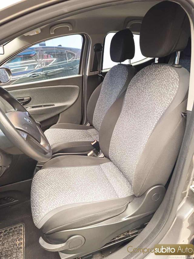 LANCIA Ypsilon usata, con Immobilizzatore elettronico