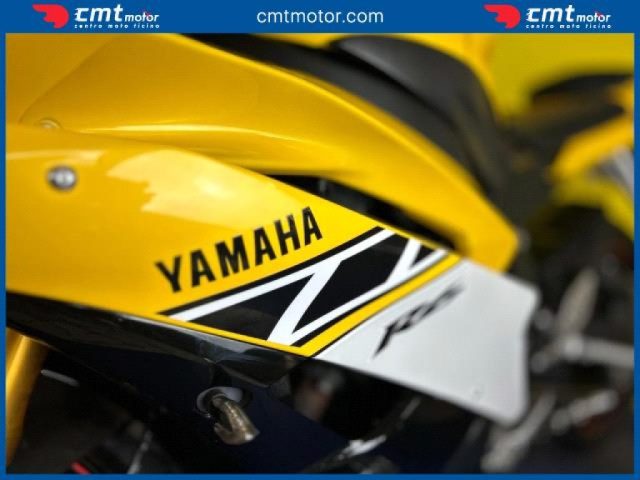 YAMAHA YZF R6 usata 11