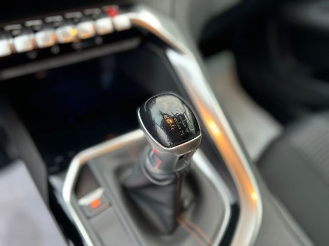 PEUGEOT 3008 usata, con Fendinebbia