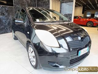 TOYOTA Yaris usata, con Airbag