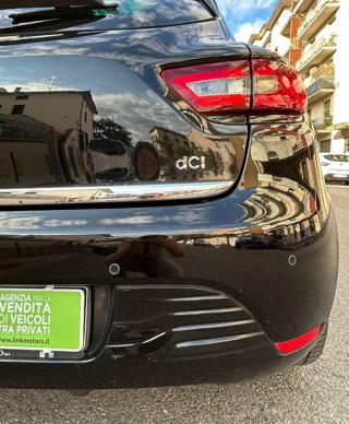 RENAULT Clio usata, con Sedile posteriore sdoppiato