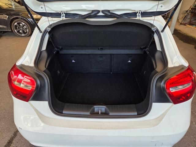 MERCEDES-BENZ A 160 usata, con Chiusura centralizzata