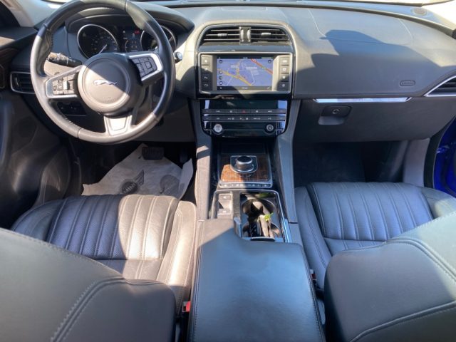 JAGUAR F-Pace usata, con Controllo automatico clima