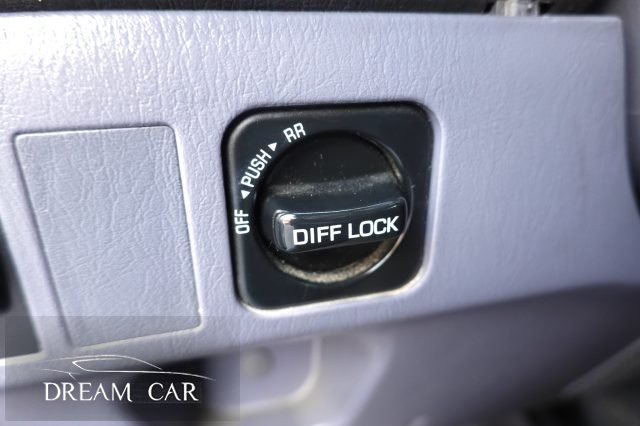TOYOTA Land Cruiser usata, con Bluetooth