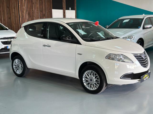 LANCIA Ypsilon usata, con Controllo trazione