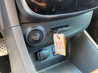 RENAULT Clio usata, con Volante in pelle