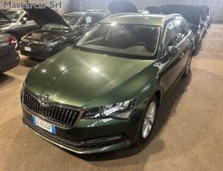 SKODA Superb usata, con Airbag
