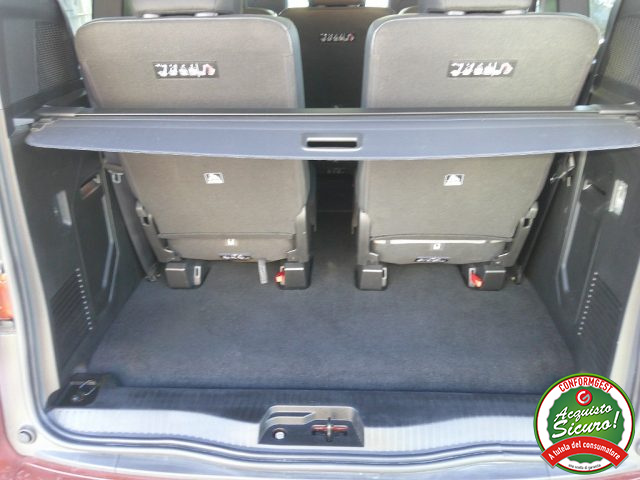 RENAULT Kangoo usata, con Servosterzo