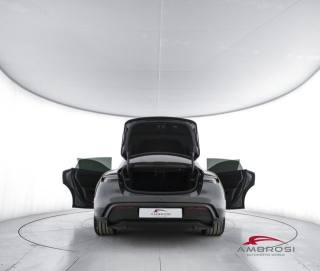 PORSCHE Taycan usata 6