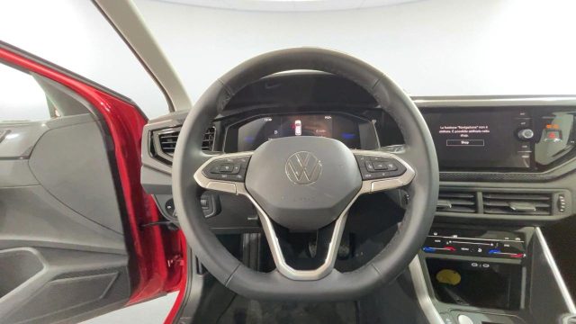 VOLKSWAGEN Taigo usata, con Autoradio