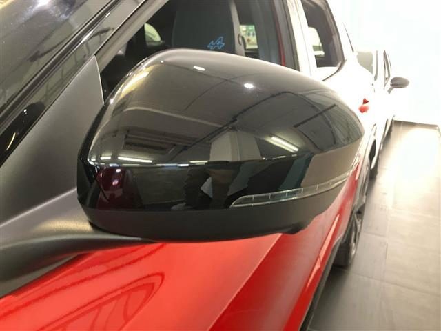 RENAULT Austral usata, con Sensori di parcheggio anteriori