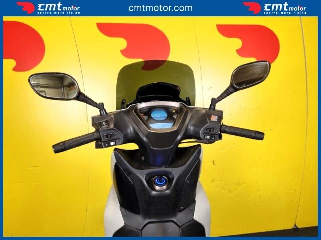 KYMCO Agility 300 usata 5