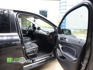 MERCEDES-BENZ B 200 usata 33