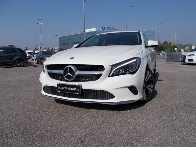 MERCEDES-BENZ CLA 200 usata, con Airbag Passeggero