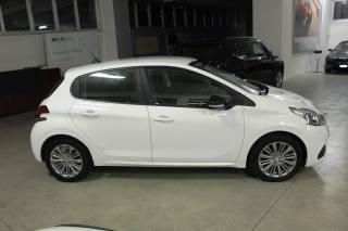 PEUGEOT 208 usata, con Boardcomputer