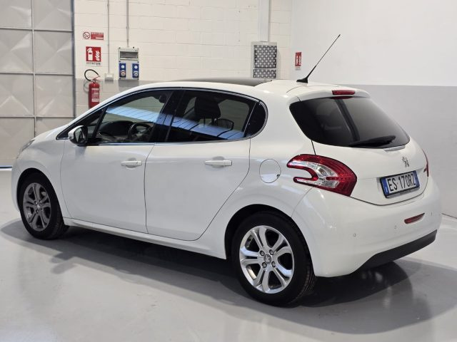 PEUGEOT 208 usata, con Airbag laterali
