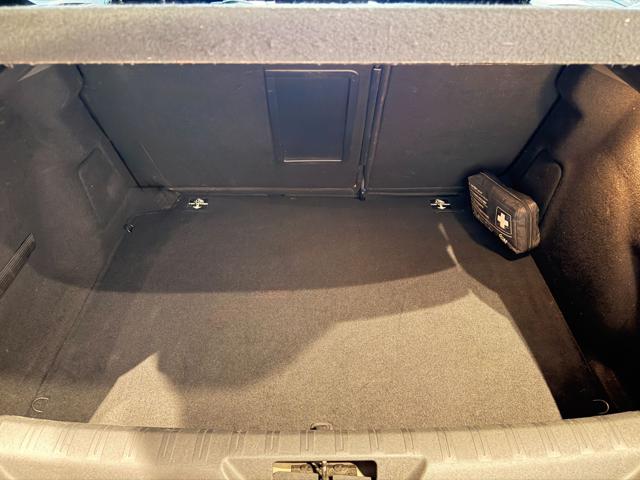 PEUGEOT 308 usata, con ESP