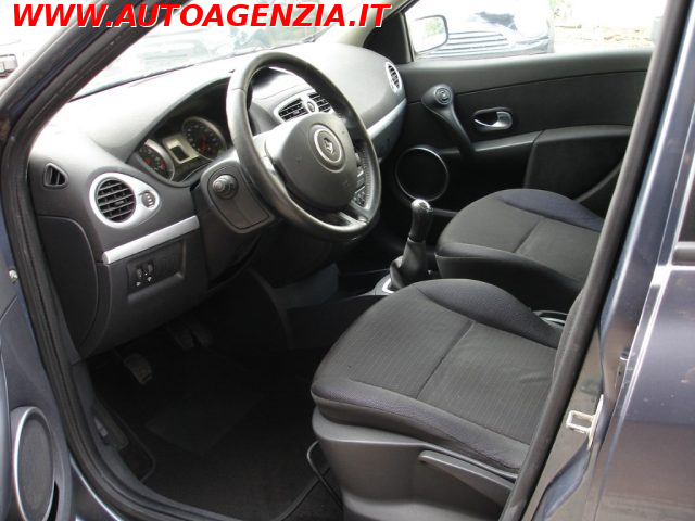 RENAULT Clio usata 10