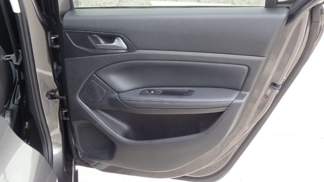 PEUGEOT 308 usata, con Sistema di avviso di distanza