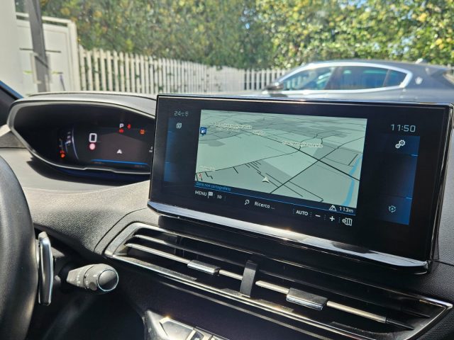 PEUGEOT 3008 usata, con Autoradio digitale