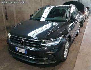 VOLKSWAGEN Tiguan usata, con Airbag